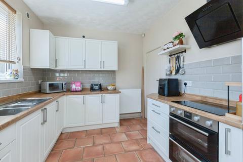 3 bedroom detached house for sale, Thurnview Road, Leicester, LE5