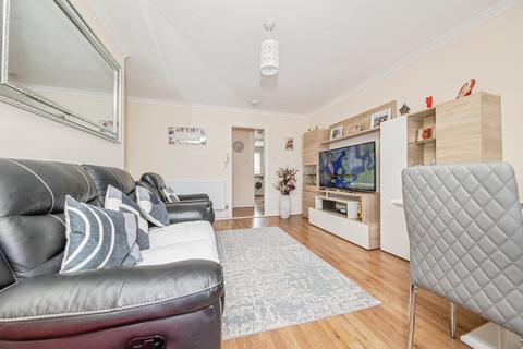 2 bedroom flat for sale, Birkfield Drive, SUFFOLK, IP2