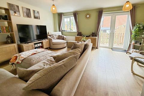 3 bedroom end of terrace house for sale, Hancock Drive, Lincoln LN3