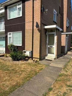 3 bedroom maisonette for sale, Dene Gardens, Stanmore