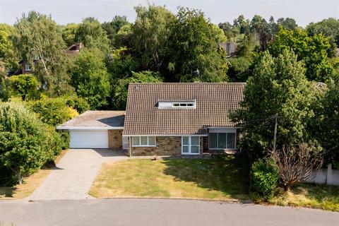 3 bedroom detached house for sale, The Crossway, York