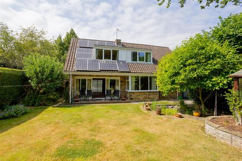3 bedroom detached house for sale, The Crossway, York