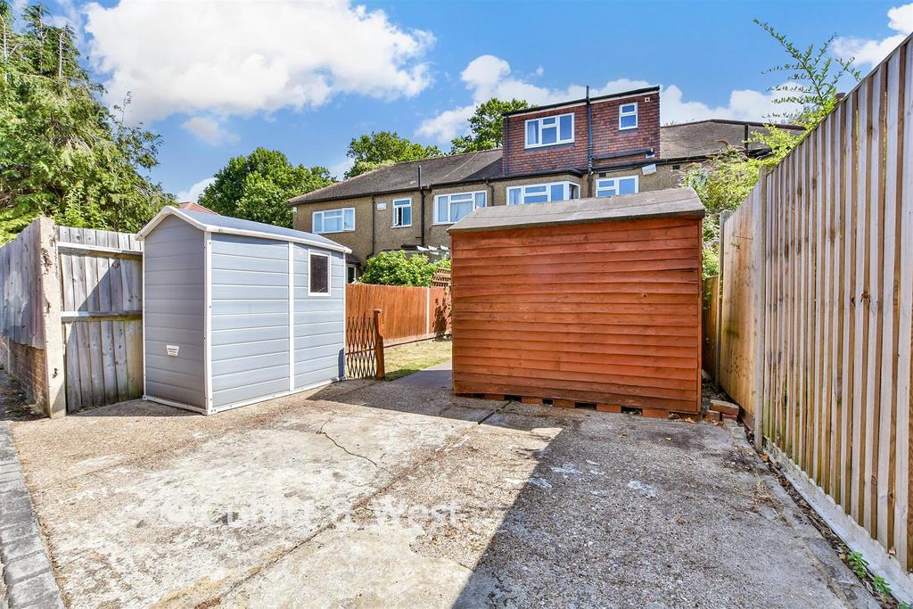 Driveway/Parking