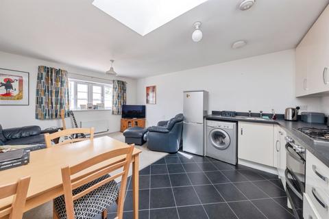 2 bedroom coach house for sale, Poppyfields Way, Brackley