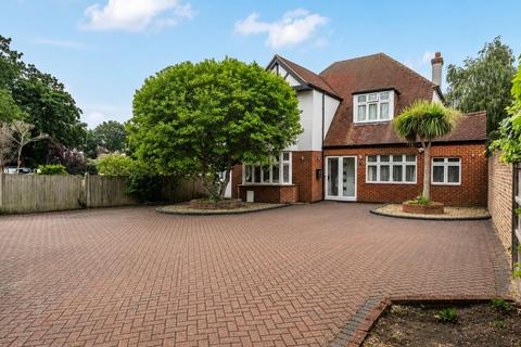 4 bedroom detached house for sale, Southborough Road, Bromley