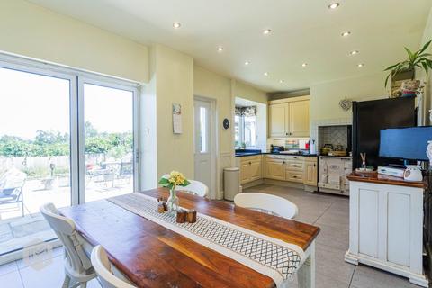 4 bedroom detached house for sale, Bagslate Moor Road, Rochdale, OL11