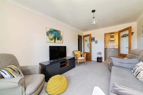 1 bedroom retirement property for sale, Roseacre Gardens, Welwyn Garden City