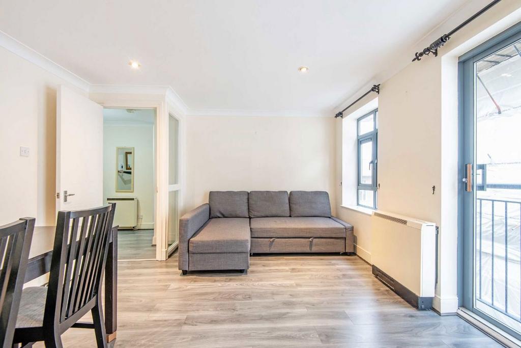 Apartment in London - View 4