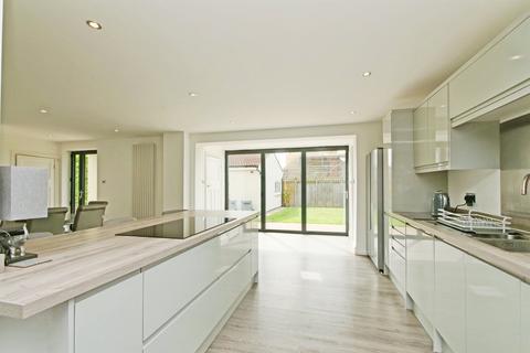 5 bedroom detached bungalow for sale, Stockton Lane, York
