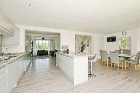 5 bedroom detached bungalow for sale, Stockton Lane, York