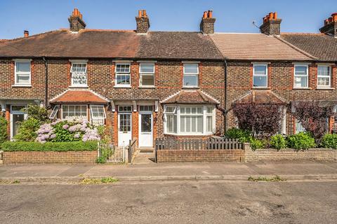 Homestead Road, Caterham CR3