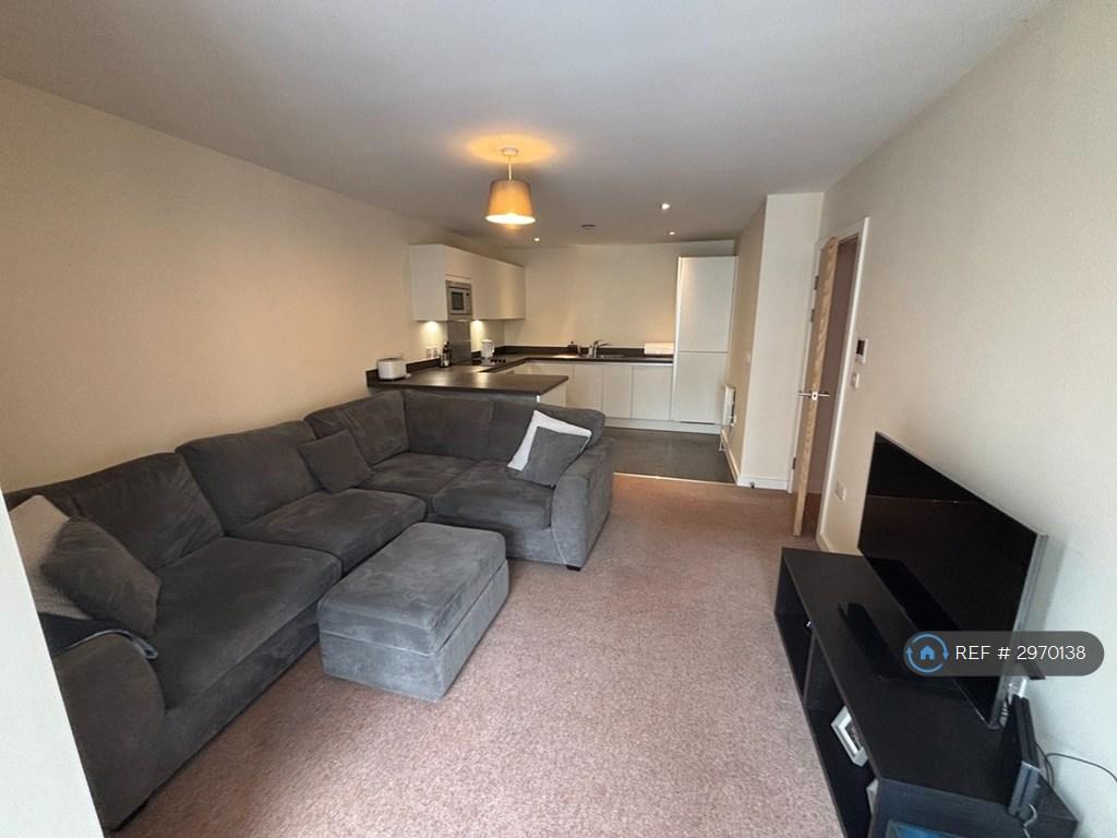 Apartment in Manchester, City Centre - View 4
