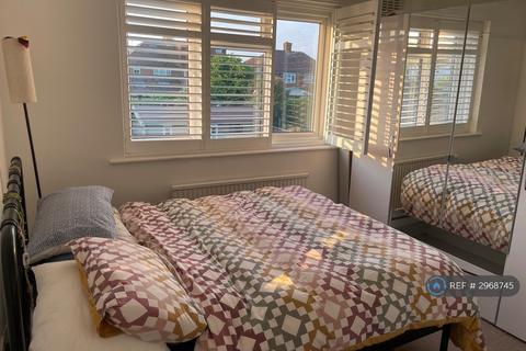 1 bedroom in a house share to rent, Wendover Drive, Bedford, MK41