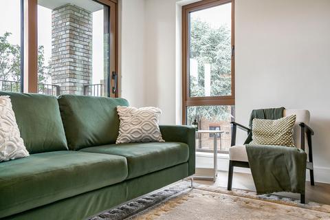 2 bedroom apartment for sale, Lynton Road, London, W3