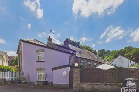 3 bedroom cottage for sale, Redbrook, Monmouth