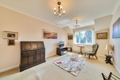 undefined, Windsor Close, Northwood