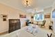 Windsor Close, Northwood photo 3