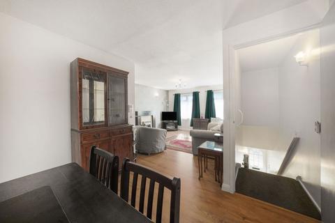 1 bedroom retirement property for sale, Bladon Gardens, Harrow HA2