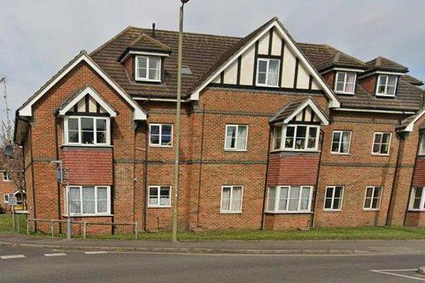 2 bed flat/apartment for rent in 9 Chicheley Court, Sherington Close, Farnborough