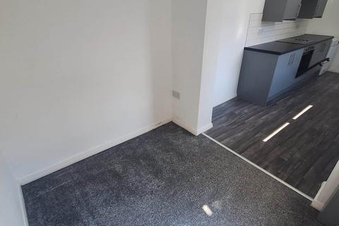 2 bedroom house to rent, Lancaster Terrace, CLS