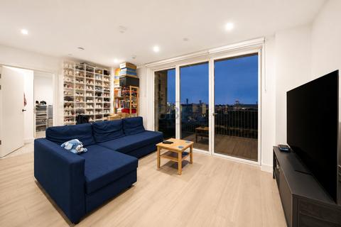 2 bedroom apartment for sale, Silverleaf House, 1 Heartwood Boulevard, Acton, W3