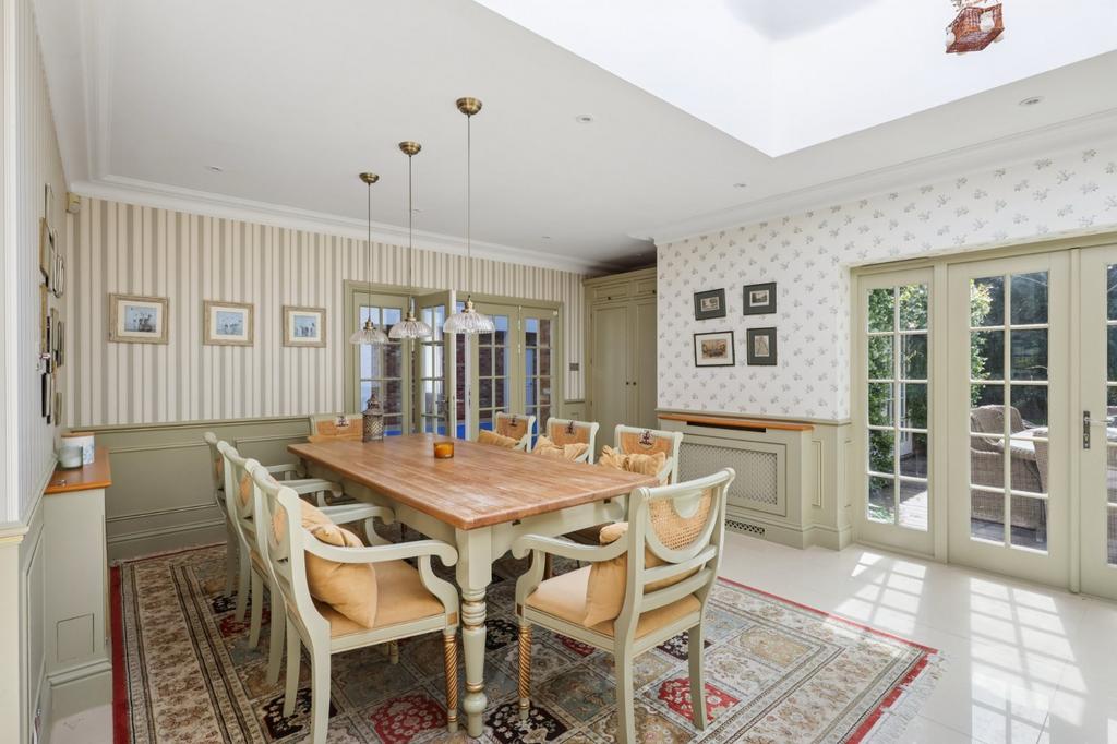 Kitchen/Breakfast