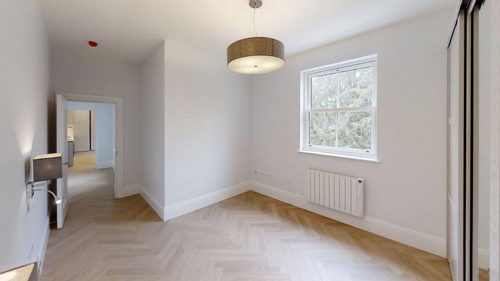 Apartment in Guildford, Charlotteville - View 4