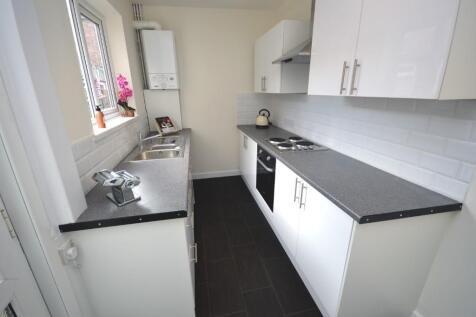 House in Nottingham, The Meadows - View 3