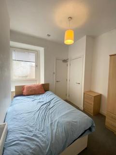 2 bedroom flat to rent, City Centre 11 Ogilvie Street, Dundee DD4