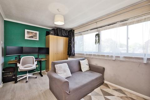 undefined, Ivel Court, YEOVIL
