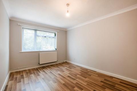 2 bedroom maisonette for sale, Lea Vale, Dartford, DA1