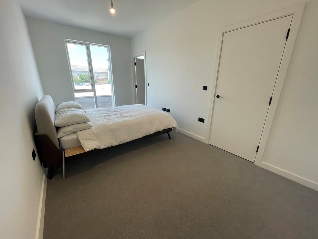 Apartment in Birmingham, Ladywood - View 2