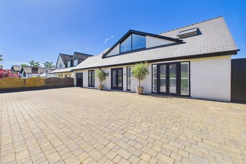 5 bedroom detached house for sale, Beulah Road, Rhiwbina , Cardiff. CF14