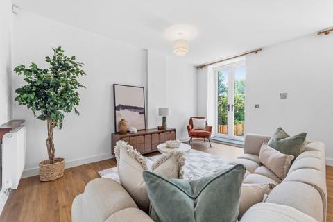 2 bedroom flat for sale, 9 East Court, Carriage Spring Drive, Broomhill, Sheffield S10