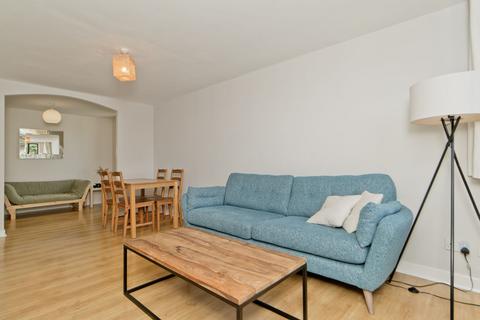 2 bedroom flat for sale, 6/12 Hawthornden Place, Edinburgh, EH7 4RG