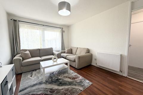 1 bedroom flat to rent, Corbett Court, Glasgow, G32