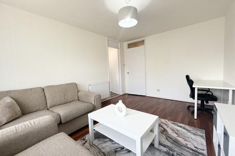 1 bedroom flat to rent, Corbett Court, Glasgow, G32