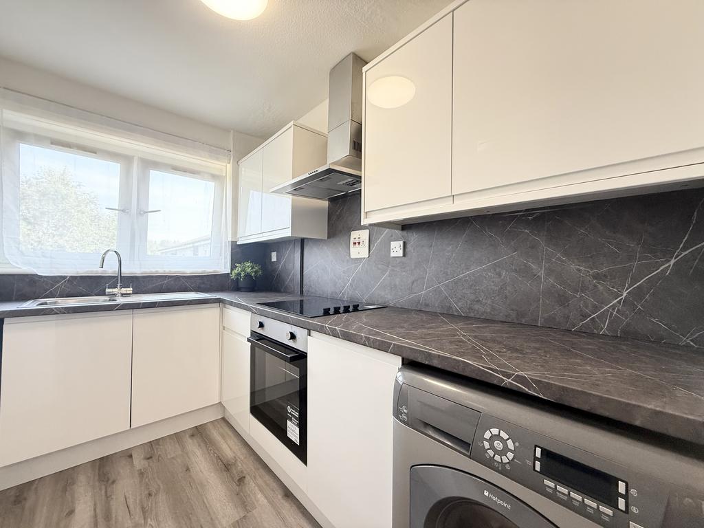 Corbett Court, Glasgow, G32 - View 5
