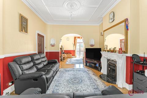 5 bedroom house for sale, Lea Bridge Road, London