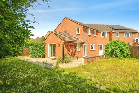 1 bedroom in a house share to rent, Calcot Close, Headington, Oxford, OX3