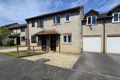 3 bedroom terraced house for sale, Campion Close, Calne