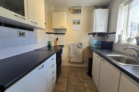 3 bedroom terraced house for sale, Campion Close, Calne
