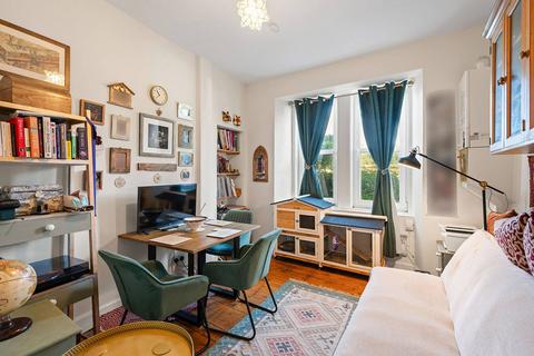 1 bedroom ground floor flat for sale, Pf3 30 Albion Road, Leith, Edinburgh, EH7 5QW