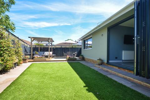 3 bedroom detached bungalow for sale, BINSTEAD VILLAGE OUTSKIRTS