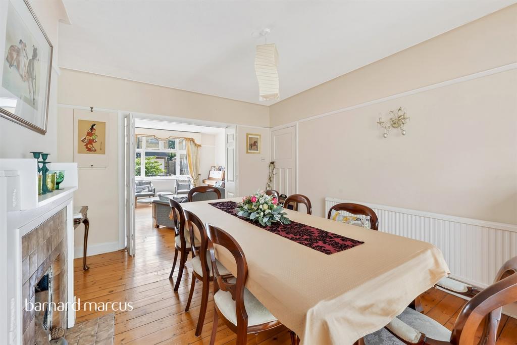 Dining room, fireplace