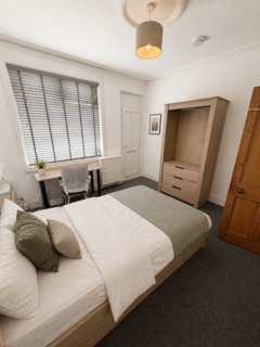 4 bedroom house to rent, Rosebery Street, Loughborough LE11