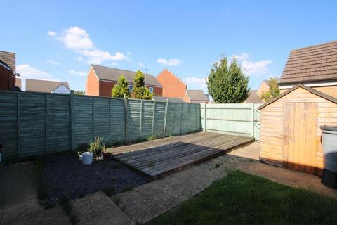 3 bedroom end of terrace house to rent, Skinners Croft, Bristol BS34