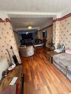 6 bedroom semi-detached house for sale, Sylvia Avenue, Pinner, HA5