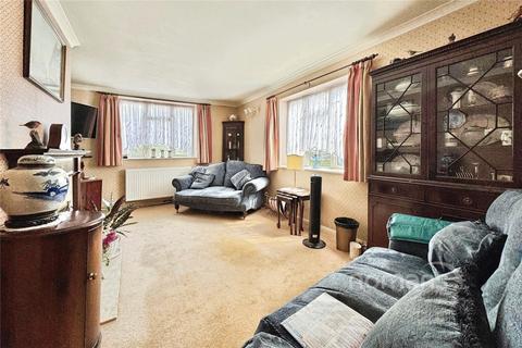 3 bedroom semi-detached house for sale, Caves Farm Close, Sandhurst, Berkshire