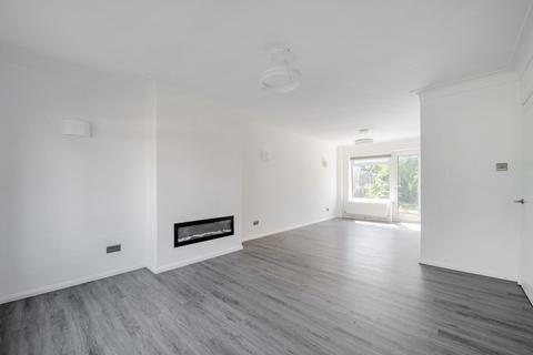 3 bedroom semi-detached house for sale, Waverley Close, Bromley, BR2